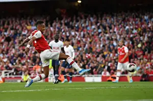 Aubameyang's Brace: Arsenal's Triumph Over Tottenham in the 2019-20 Premier League