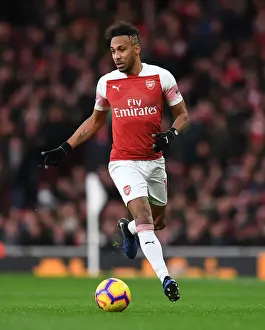 Aubameyang's Brilliant Goal: Arsenal's Premier League Victory over Huddersfield