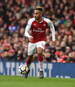 Aubameyang's Dramatic April Goal: Arsenal vs Stoke City