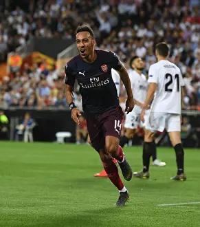 Aubameyang's Goal: Arsenal Advance in Europa League Semi-Final vs Valencia
