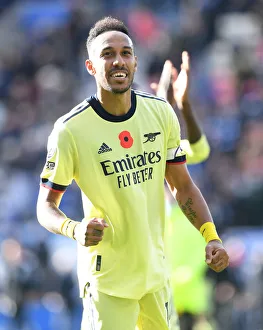 Leicester City V Arsenal 2021-22 Prints: Aubameyang's Goal Celebration: Leicester City vs. Arsenal, 2021-22 Premier League