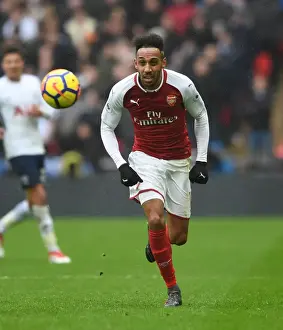 Aubameyang's Solo Goal Secures Arsenal Victory over Tottenham in Premier League (10/2/18)
