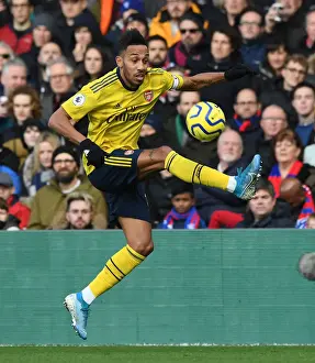 Aubameyang's Thrilling Goal Secures Arsenal Victory Over Crystal Palace