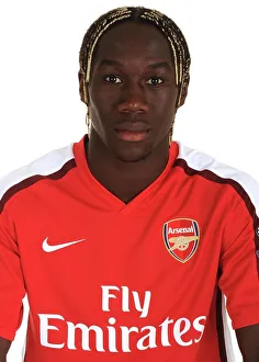 Bacary Sagna in Action at Arsenal's Emirates Stadium, London (2009)