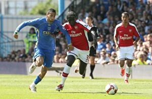 Images Dated 2nd May 2009: Bacary Sagna (Arsenal) Nadir Belhadj (Portsmouth)