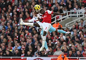 Images Dated 30th October 2010: Bacary Sagna (Arsenal) Victor Obinna (West Ham). Arsenal 1: 0 West Ham United