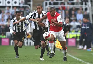 Baptista vs. Onyewu: A Battle of Giants in the FA Premiership Stalemate at St. James Park, Arsenal vs. Newcastle United, 2007