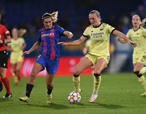 Barcelona v Arsenal Women 2021-22 Collection: Battle of Champions: FC Barcelona vs. Arsenal Women's FC - UEFA Womens Champions League