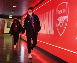 Arsenal Women V Barcelona Women 2021-22 Prints: Battle in the Champions League: Arsenal WFC vs. FC Barcelona at Emirages Stadium