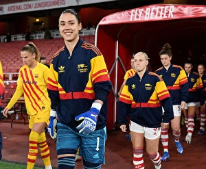 Arsenal Women v Barcelona Women 2021-22 Collection: Battle in the Champions League: Arsenal WFC vs. FC Barcelona at Emirates Stadium