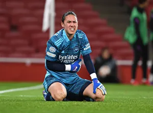 Arsenal Women V Barcelona Women 2021-22 Prints: Battle in the Champions League: Arsenal WFC vs. FC Barcelona at Emirates Stadium