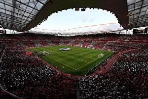 Images Dated 2nd May 2019: Battle at Emirates: Arsenal vs Valencia in Europa League Semi-Finals