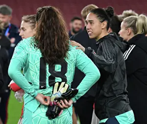Arsenal Women V FC Zurich Frauen 2022-23 Prints: Battle in Group C: Arsenal Women vs FC Zurich - Clash at Emirates Stadium