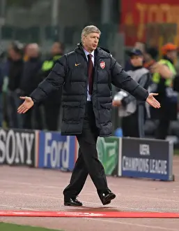 AS Roma V Arsenal 2008-9 Prints: Battle in Rome: Arsenal's Heartbreaking 1-0 Defeat to AS Roma in the UEFA Champions League (2009)