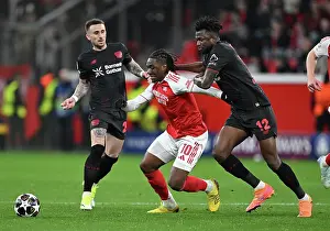 Bayer Leverkusen V Arsenal 2025-26 Prints: Bayer 04 Leverkusen v Arsenal FC - UEFA Champions League 2025/26 Round of 16 First Leg