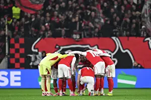 Bayer Leverkusen V Arsenal 2025-26 Prints: Bayer 04 Leverkusen v Arsenal FC - UEFA Champions League 2025/26 Round of 16 First Leg