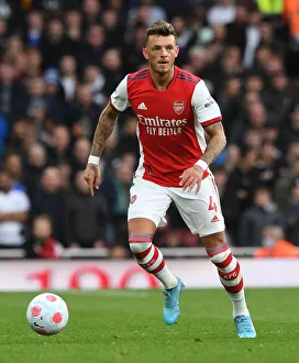 Ben White in Action: Arsenal vs. Leicester City, Premier League 2021-22