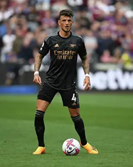 Ben White's Defiant Performance: Arsenal Hold Off West Ham in Intense Premier League Battle (2022-23)