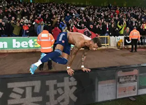 Ben White's Heartwarming Gesture: Wolverhampton Wanderers vs. Arsenal, Premier League 2021-22
