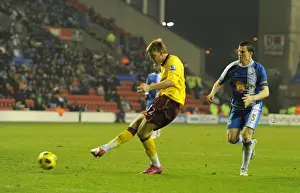 Bendtner Scores Stunner Past Al Habsi: 2-2 Arsenal at Wigan