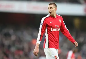 Bendtner's Goal: Arsenal's 1-0 Victory Over Portsmouth (December 2008)