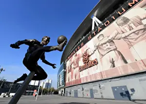 Bergkamp's Legacy: Arsenal's Europa League Showdown at Home Against Molde