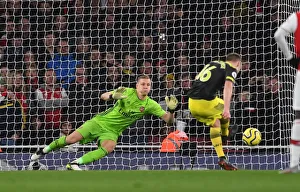 Bernd Leno (Arsenal) saves a penalty