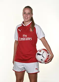 Beth Mead: Arsenal Women's Star at 2017 Team Photocall