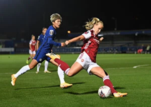 Images Dated 7th October 2020: Beth Mead Faces Pressure from So-Yun Ji in Intense Chelsea Women vs Arsenal Women Continental Cup