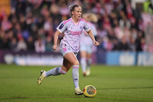 Images Dated 29th January 2024: Beth Mead Scores the Winning Goal: Arsenal Triumphs Over Liverpool in Women's Super League