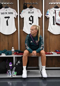 Images Dated 22nd August 2020: Beth Mead's Determined Focus: Arsenal Women Prepare for UWCL Quarterfinal Battle Against Paris