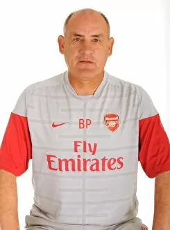 1st Team Player Images 2009-10 Collection: Boro Primorac (Arsenal 1st team coach)