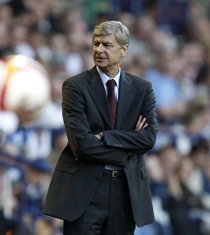 Bolton v Arsenal 2008-9 Collection: Britain Soccer