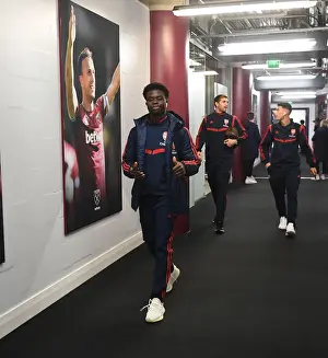 West Ham United V Arsenal 2019-20 Prints: Bukayo Saka Gears Up: West Ham United vs Arsenal FC, Premier League 2019-20