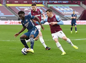 Bukayo Saka vs Aaron Cresswell: A Battle at London Stadium - Arsenal vs West Ham United, Premier League 2021