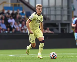 Burnley vs Arsenal: Premier League Showdown (2021-22)