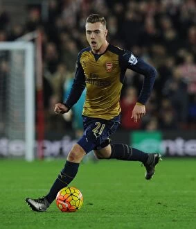 Images Dated 26th December 2015: Calum Chambers in Action: Arsenal vs. Southampton (Premier League 2015-16)