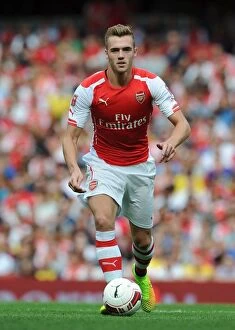 Arsenal v Benfica 2014-15 Collection: Calum Chambers in Action: Arsenal vs Benfica, Emirates Cup 2014