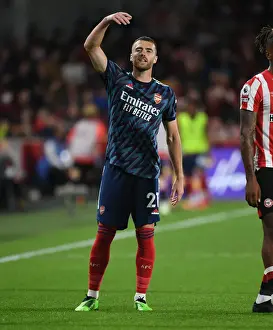 Calum Chambers in Action: Arsenal's Defender Shines in Brentford Clash, Premier League 2021-22