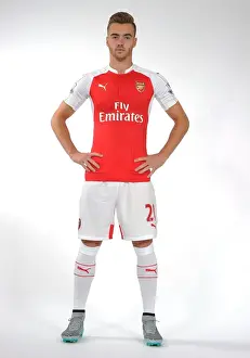 Arsenal 1st Team Photocall 2015-16 Prints: Calum Chambers: Arsenal First Team 2015-16 Photocall