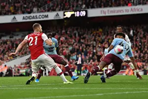 Calum Chambers Decisive Strike: Arsenal's Triumph over Aston Villa (2019-20 Premier League)