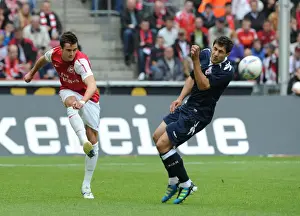 Carl Jenkinson vs. Mato Jajalo: A Clash in the Pre-Season Friendly Between Cologne and Arsenal