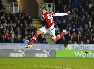 Carl Jenkinson's Strike: Arsenal's Response in Capital One Cup against Reading (5-7)