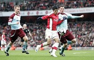 Images Dated 8th March 2009: Carlos Vela (Arsenal) Christian Kalvenes and Chris McCann (Burnley)