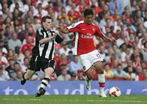 Images Dated 30th August 2008: Carlos Vela (Arsenal) Danny Guthrie (Newcastle United)