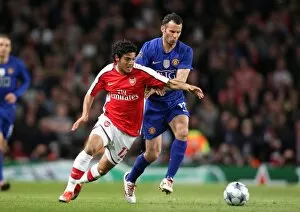 Arsenal v Manchester United - Champions League 2008-09 Collection: Carlos Vela (Arsenal) Ryan Giggs (Man Utd)