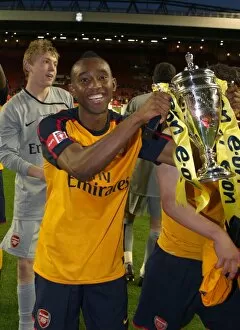 Liverpool v Arsenal 2008-9 Youth Cup Gallery: Cedric Evina (ARsenal) with the FA Youth Cup
