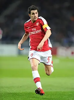Cesc Fabregas and Arsenal Face FC Porto in UEFA Champions League: 1st Leg Showdown (2:1 in Porto's Favor)