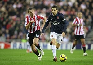 Images Dated 21st November 2009: Cesc Fabregas (Arsenal) Jordan Henderson (Sunderland). Sunderland 1: 0 Arsenal