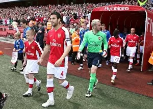 Arsenal v Middlesbrough 2008-09 Collection: Cesc Fabregas (Arsenal) leads out the team